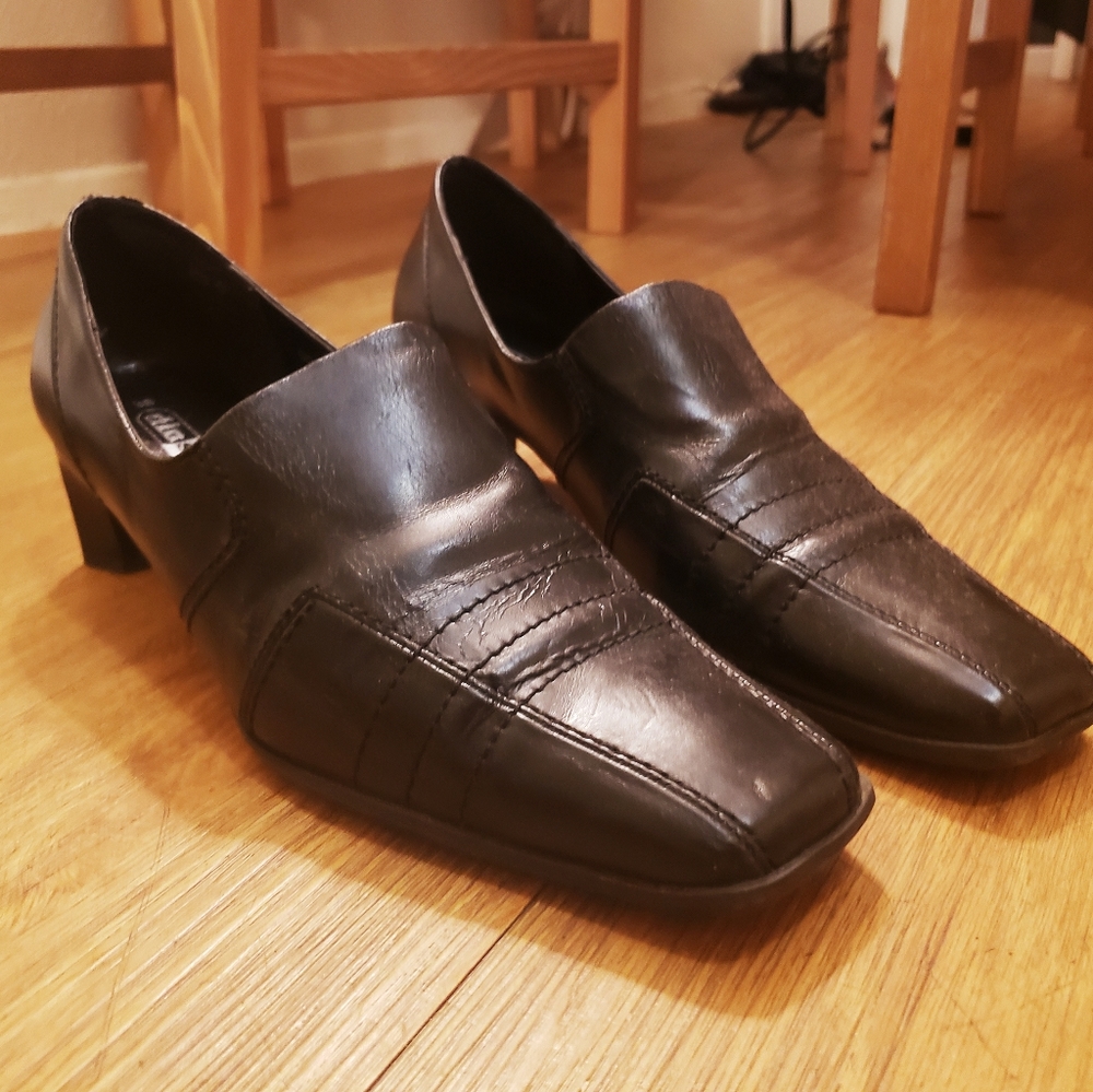 Dinsko Black square toe block heels